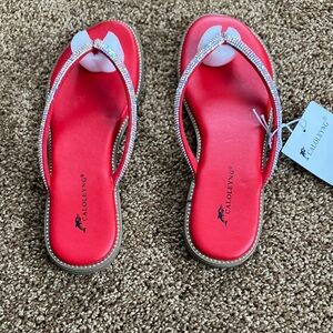 CALOLEYNG. Size 6.5. Adorable Red Women's Sandals with Sparkles/Rhinestones! NWT
